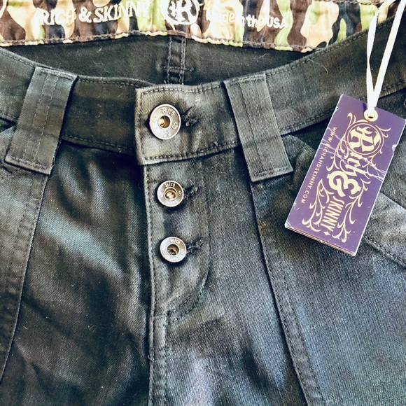 Rich & Skinny Super Stretch Black Cargo Jeans NWT - Picture 3 of 8